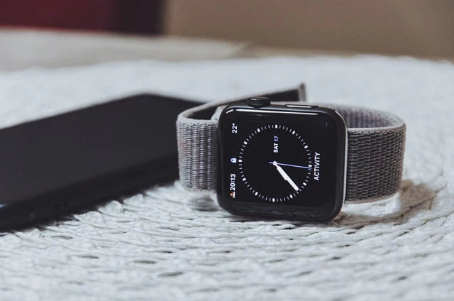 The Best Apple Watch Bands For Small Wrists